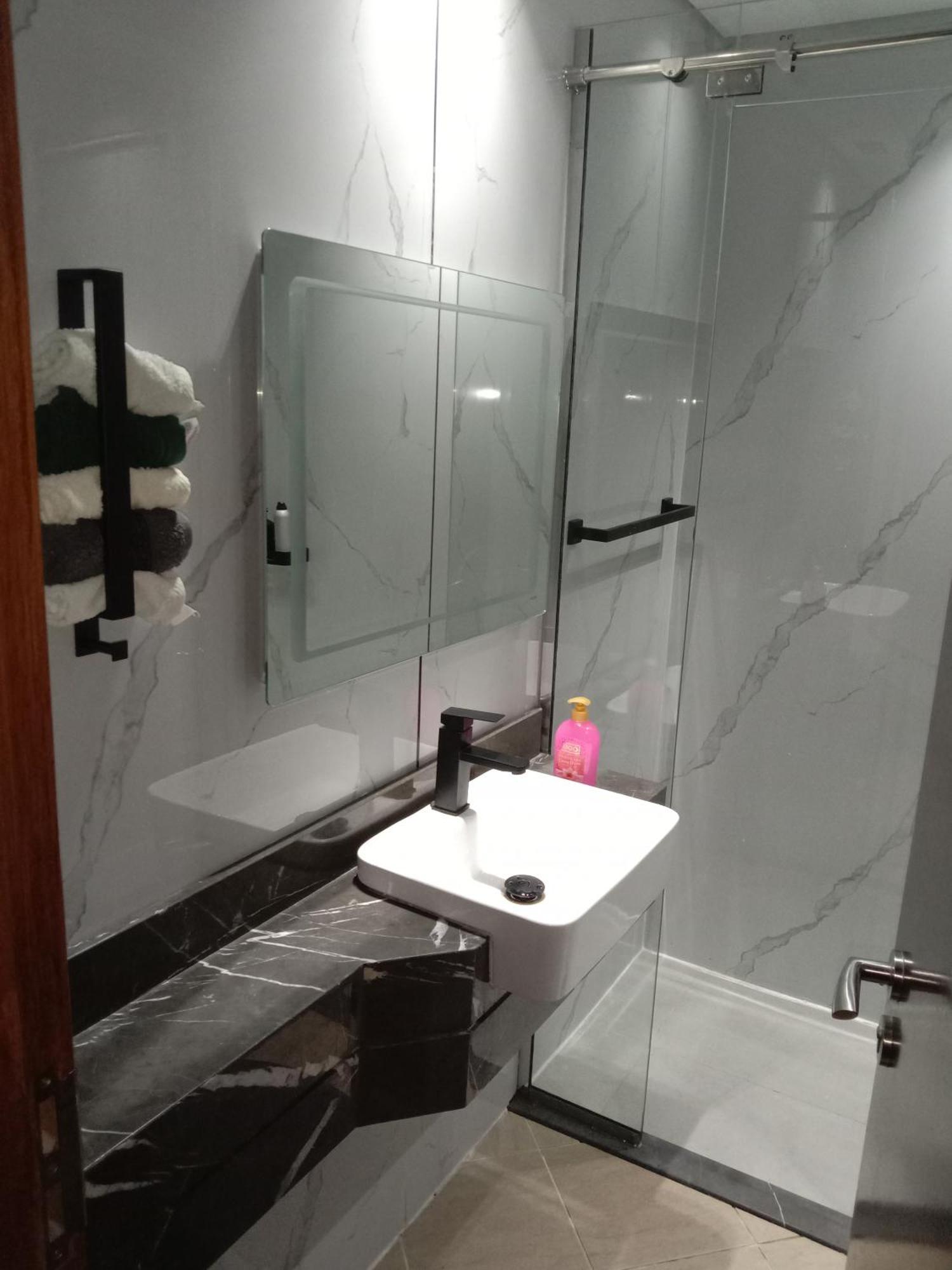 Huge Entire Apartment For Couples ,Families & Groups -Up To 5 Guests- With Free Pool, Steam & Sauna ,Jvc,Dubai Exterior foto